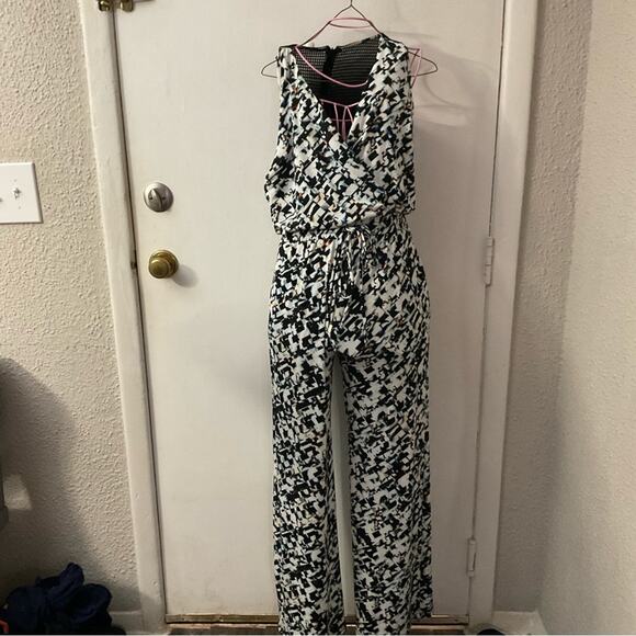 Vince Camuto Abstract Sleeveless Jumpsuit Size 0P Dopamine Prints Retrogirl - Picture 2 of 9